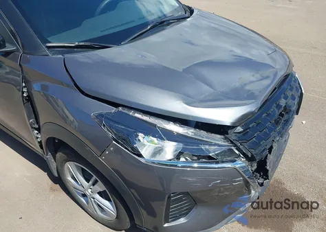 2024 Nissan Kicks S Xtronic Cvt z USA, uszkodzony, nr VIN 3N1CP5BVXRL519509